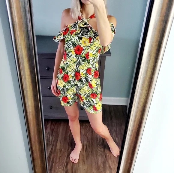 NEW XOXO Tropical Print Romper - Picture 1 of 5
